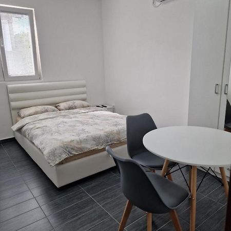 Apartament Apartman Tolosi 2 Podgorica Zewnętrze zdjęcie